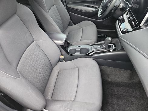 Used 2024 Toyota Corolla SE FWD image 17