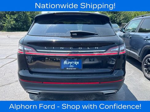 Used 2023 Lincoln Nautilus AWD w/ Premium Package image 5