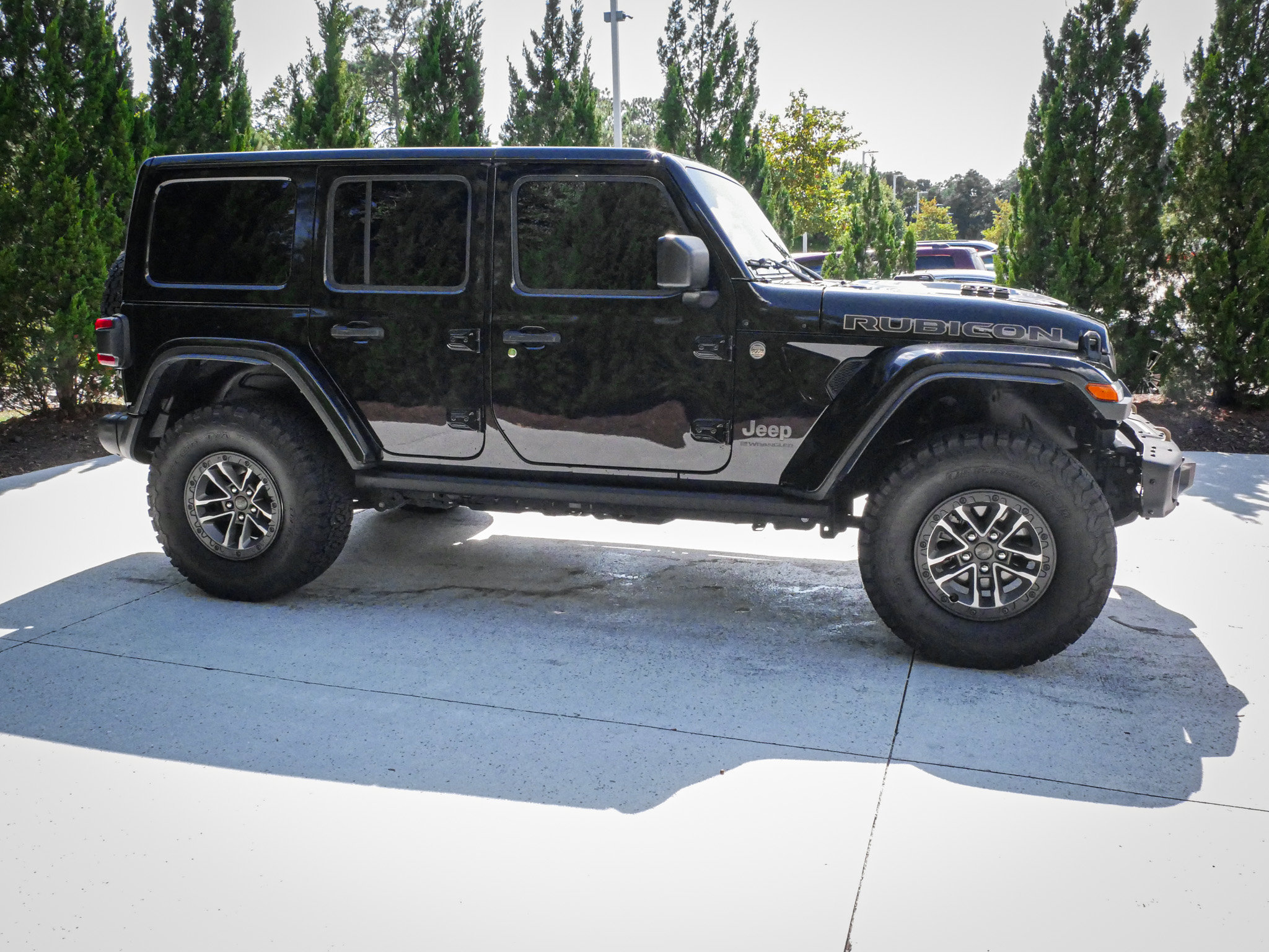 Used 2024 Jeep Wrangler Unlimited Rubicon 392 AWD/4WD image 11