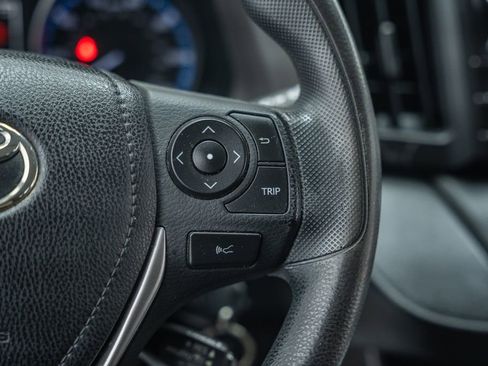 Used 2017 Toyota RAV4 LE image 24