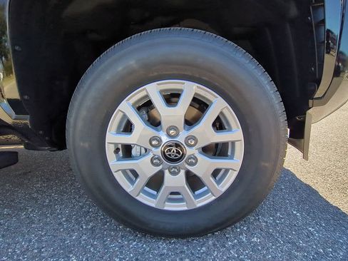 New 2026 Toyota Tacoma SR5 image 11