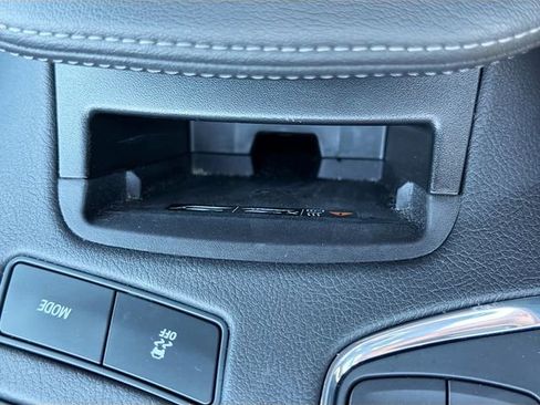 Used 2024 Cadillac XT6 Premium Luxury w/ Technology Package image 33