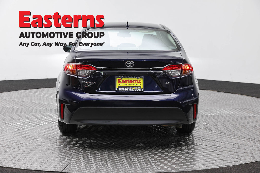Used 2024 Toyota Corolla LE FWD image 7