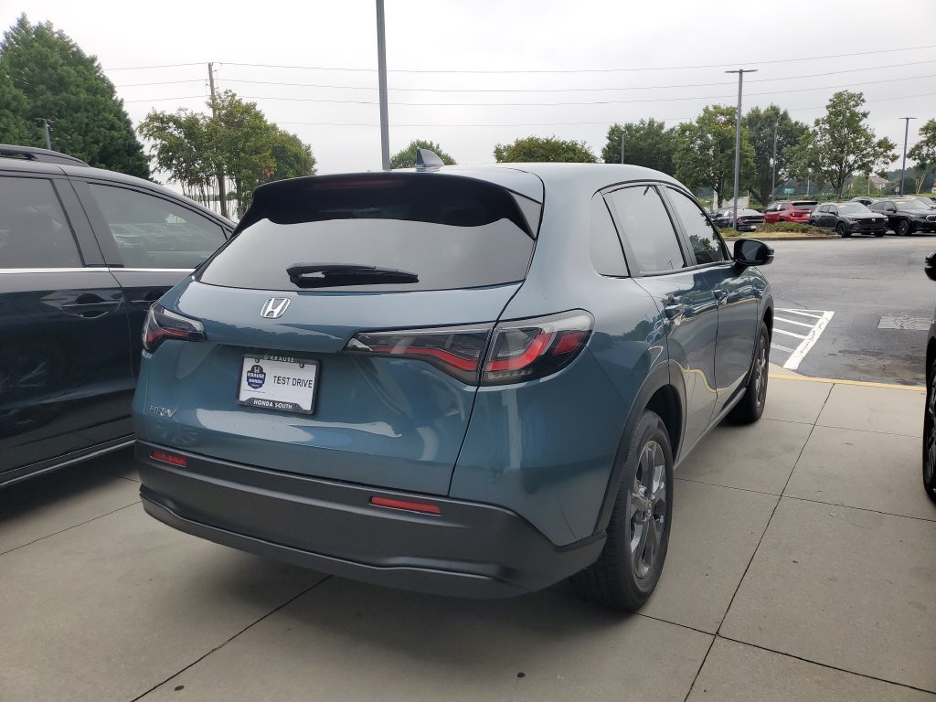 New 2027 Honda HR-V LX image 7