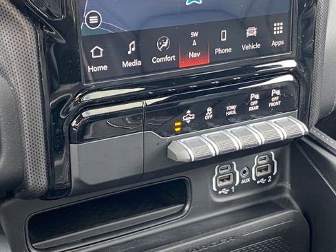 Used 2023 RAM 1500 Limited image 19