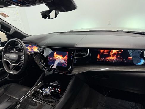 Used 2022 Jeep Wagoneer Series II w/ Convenience Group I image 58