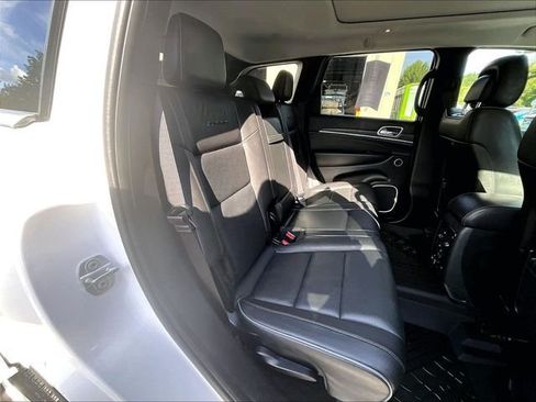 Used 2021 Jeep Grand Cherokee Summit AWD/4WD image 23