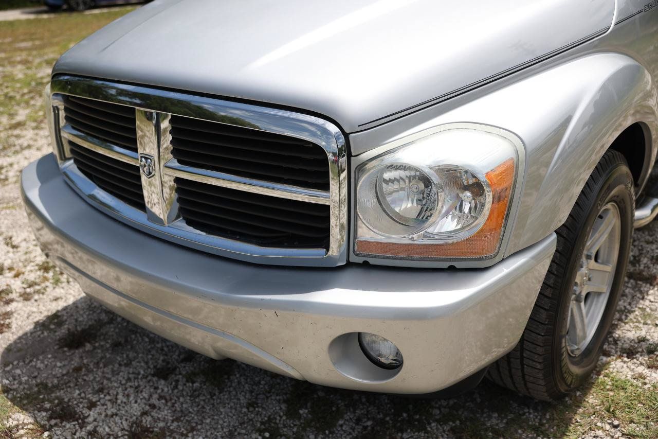 Used 2005 Dodge Durango SLT RWD image 24