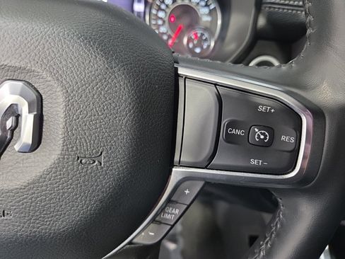 Used 2023 RAM 1500 Laramie image 15