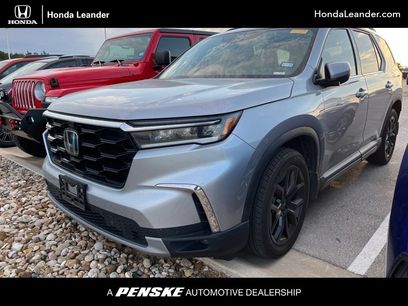Used 2025 Honda Pilot Elite