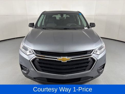 Used 2020 Chevrolet Traverse LS w/ LPO, Floor Liner Package FWD image 4