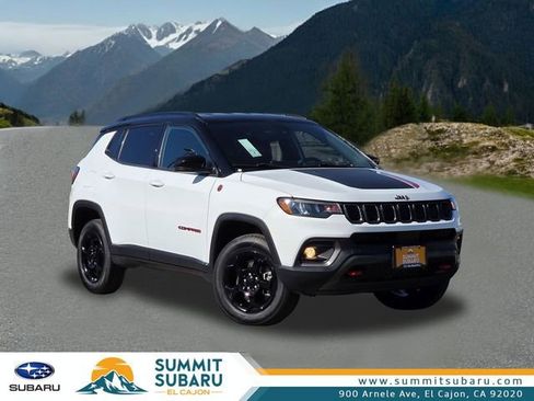 Used 2023 Jeep Compass Trailhawk image 1