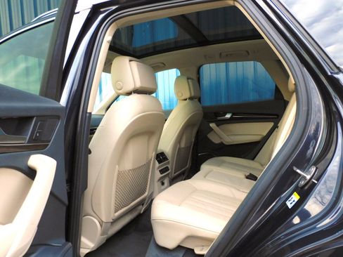 Used 2018 Audi Q5 2.0T Premium Plus w/ Premium Plus Package image 15