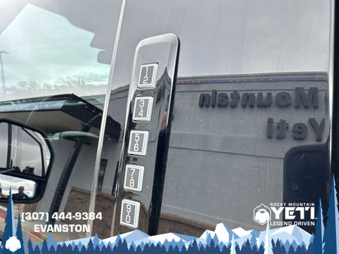 Used 2024 Ford F350 Lariat AWD/4WD image 22