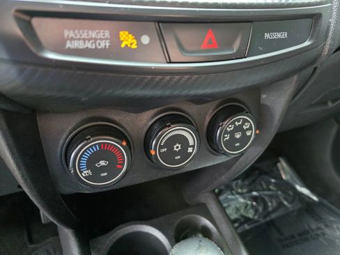 Used 2015 Mitsubishi Outlander Sport ES FWD image 25