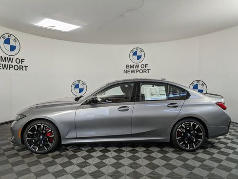 New 2026 BMW 330i xDrive Sedan w/ M Sport Package AWD/4WD image 9