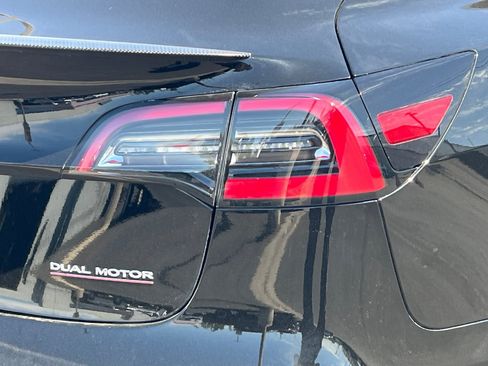 Used 2021 Tesla Model 3 Performance AWD/4WD image 26