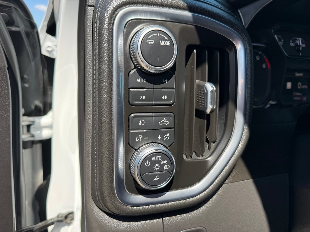 Used 2021 GMC Sierra 1500 SLT AWD/4WD image 21