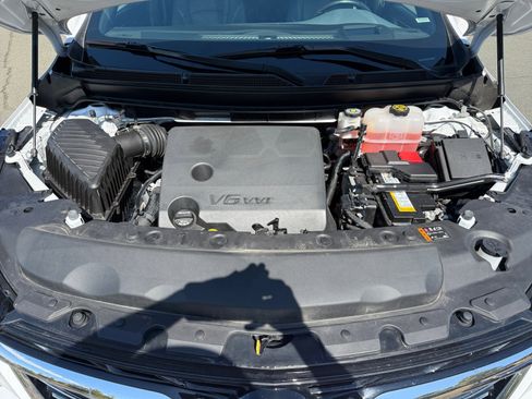 Used 2024 Buick Enclave Premium image 20