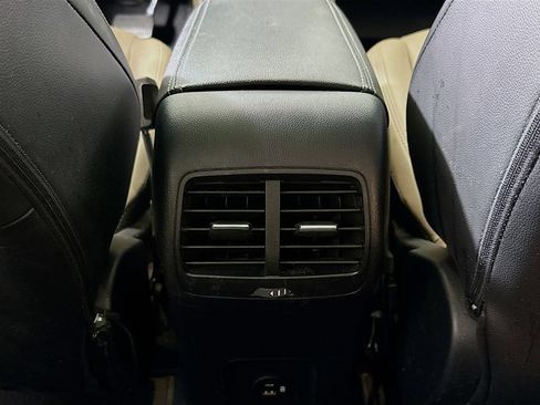 Used 2021 Ford Escape SEL w/ Technology Package AWD/4WD image 26
