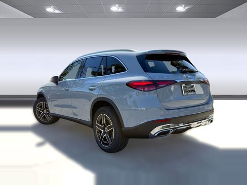 New 2026 Mercedes-Benz GLC 300 image 2