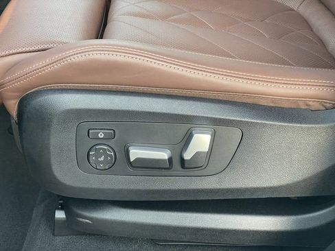 Certified 2026 BMW X5 xDrive40i w/ Premium Package image 13