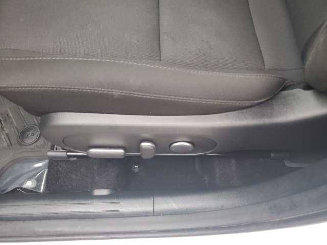 Certified 2025 Hyundai Kona SEL AWD/4WD image 18