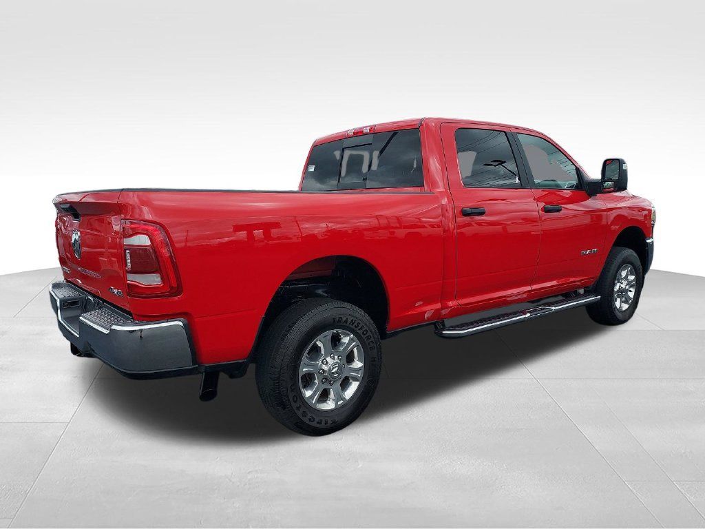 Used 2024 RAM 2500 Big Horn w/ Safety Group AWD/4WD image 5