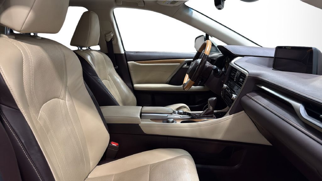 Used 2018 Lexus RX 350L AWD image 12