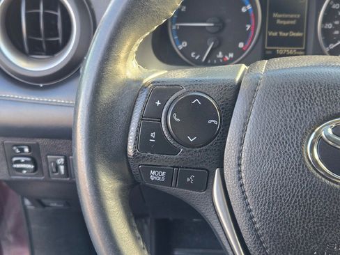 Used 2018 Toyota RAV4 XLE image 25