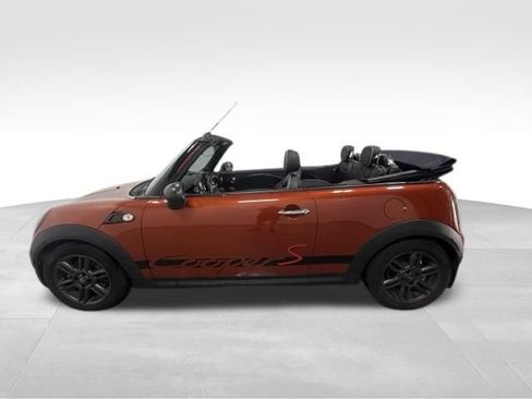 Used 2011 MINI Cooper S FWD image 2