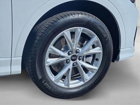 Used 2025 Audi Q3 2.0T Premium w/ Convenience Package image 22