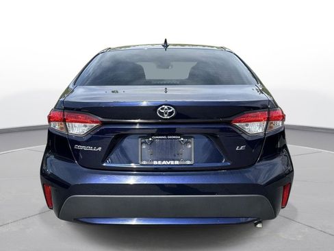 Used 2021 Toyota Corolla LE image 7