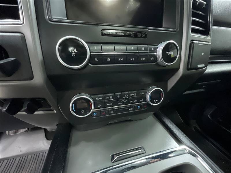 Used 2020 Ford Expedition XLT w/ Equipment Group 202A RWD image 17
