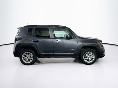 Used 2022 Jeep Renegade Latitude w/ Convenience Group AWD/4WD image 10