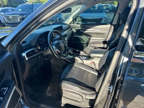 Used 2022 Kia Telluride LX FWD image 5