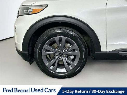 Certified 2023 Ford Explorer XLT w/ Equipment Group 202A image 33