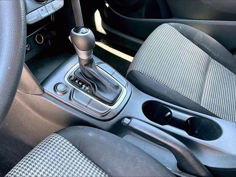 Used 2020 Hyundai Kona SE FWD image 15