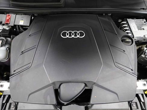 Used 2023 Audi Q8 Premium w/ Convenience Package AWD/4WD image 39