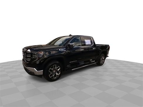 Certified 2023 GMC Sierra 1500 SLT w/ SLT Premium Package image 7