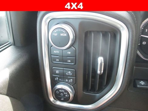 Used 2022 GMC Sierra 3500 Denali w/ Denali Ultimate Package AWD/4WD image 33
