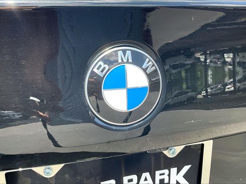 Used 2024 BMW 530i w/ Premium Package RWD image 31