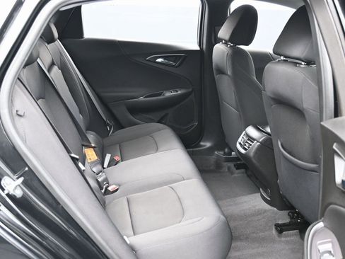 Used 2023 Chevrolet Malibu LT image 32