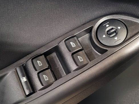 Used 2018 Ford Focus SEL image 27