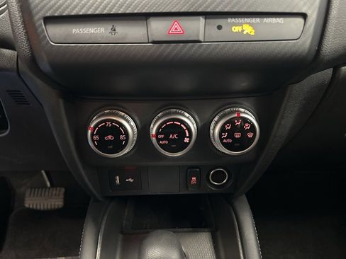 Used 2025 Mitsubishi Outlander Sport AWD image 27