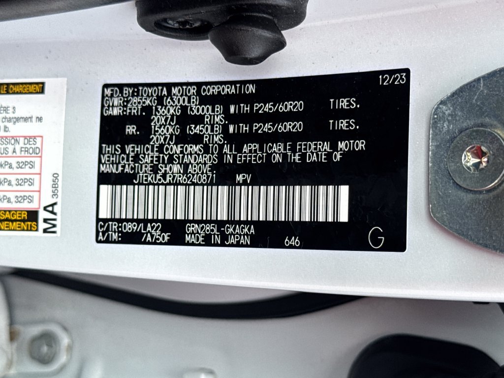 Used 2024 Toyota 4Runner Limited AWD/4WD image 48