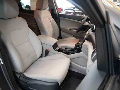 Used 2020 Hyundai Tucson SE w/ Cargo Package FWD image 32