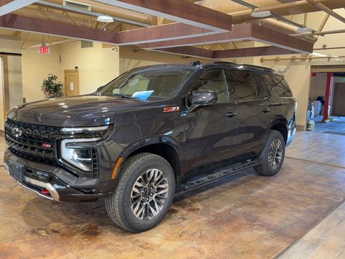 Used 2025 Chevrolet Tahoe Z71 image 7