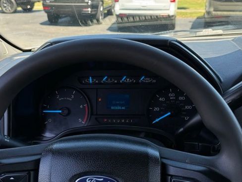 Used 2017 Ford F250 XL w/ FX4 Off-Road Package AWD/4WD image 8