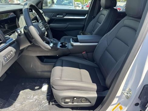 New 2026 GMC Terrain Elevation w/ Elevation Premium Package FWD image 9